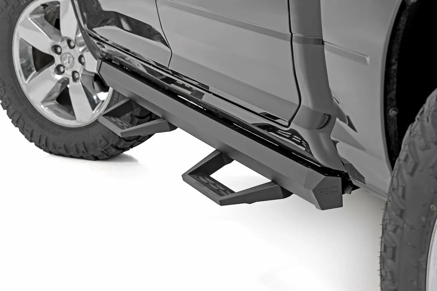 Fits Ram 1500_2500_3500(2010-18 &Classic) SRL2 Adj Aluminum Step Crew Cab 31015